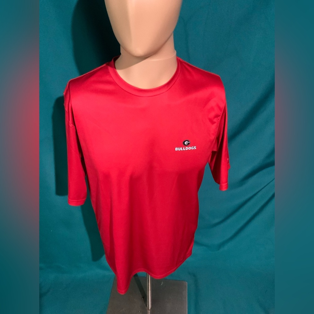 Columbia PFG Omnishade Men’s Red Georgia Bulldogs Short Sleeve Crew Shirt, NWOT
